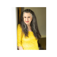 Chatting With Sherri welcomes author Ruth Poniarski!