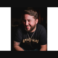 Chatting With Sherri welcomes chart-topping country music artist Jake Bush!