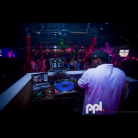 Dj UpNGone. Festival