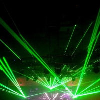 Riot Ten Vs Ray Volpe - Laserbeam Switch( Bassonomics Edit)