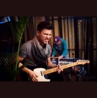 Sparkless Pres. - Artist Series «Klar  Plastique Fantastique»