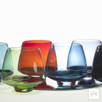 Taiteilijaelämää: Muotoilija Markku Piri: Taiteeseen kuuluu aina taito.