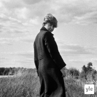 Taiteilijaelämää: Laulaja, lauluntekijä Aino Venna