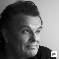 Taiteilijaelämää: Näyttelijä, laulaja ja sanoittaja Tapio Liinoja