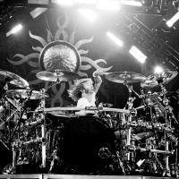 146_Shannon Larkin-Godsmack, Wrathchild America, Amen, Ugly Kid Joe  more!