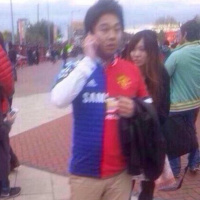 #18 - Half and half shirts and van Gaals massive head