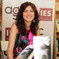 Con M de Mujer - Más que cuerpos