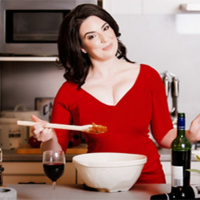 Interview with Rae Isbester of ‘Nigella: Love Bites’ for the Melbourne Fringe Festival