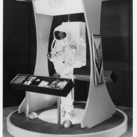 A Stretch of the Imagination: Synthetic Fabrics and the Cold War with Monica Geraffo