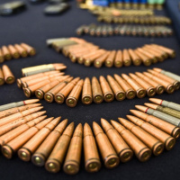 Regular la venta de armas en Estados Unidos, un beneficio propio y del vecino