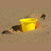 190: Not a bucket, just a small pail list?