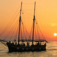 Live til Five - Pirates