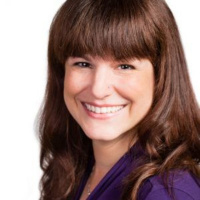 Simplify Social Media for your Wellness Business with Holly Worton {e28}