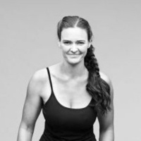 Yoga Teacher Erica Mather moves her in-person business online {e25}