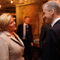 Jonas Gahr Støre og Siv Jensen - asyl- og flyktningpolitikk