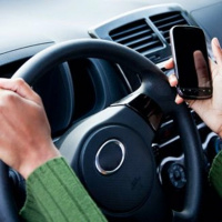 Tool Of The Day: Texting And Driving - John Derringer - 18/03/16