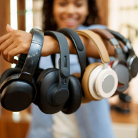 Setz die Dinger auf! - Mit Kopfhörern