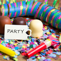 Spiele und Streiche - Detlefs Partywochenende (2/2)