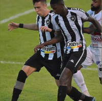 Esquentou um pouco o campeonato, mas ainda não dá para queimar os dedos