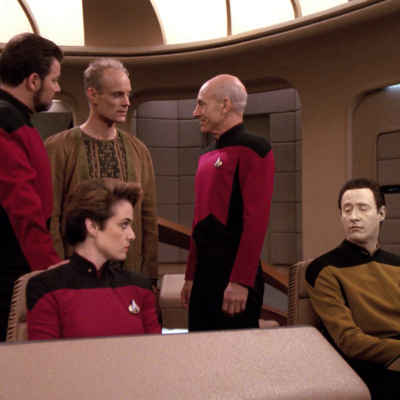 Starfleet Boy - A Star Trek Podcast