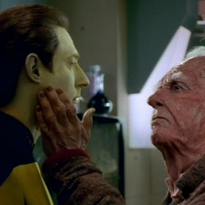 Starfleet Boy - A Star Trek Podcast