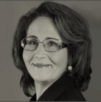 Ep #16 Dynamite-Deb Calvert-Stop Selling, Start Leading!