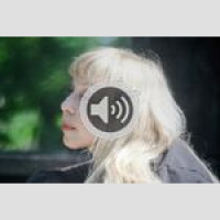 «Nous sommes les oiseaux de la tempête qui sannonce» lu par Lola Lafon