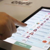 S02E06P01 - Elecciones 2016: Voto electrónico e intereses particulares. Guzmán y García.