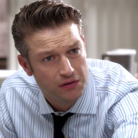 SVU: Whos preying on the girls in that reality TV family?