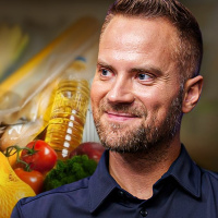 Jak Korporacje Niszczą Nasze Jelita? Kontrowersje Wokół Przemysłowego Jedzenia | Jakub Mauricz