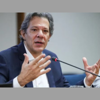 Haddad admite, pela primeira vez, que meta fiscal pode não ser cumprida