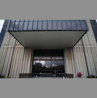 Banco Central eleva projeção do PIB de 2025 de 1,9% para 2,1%