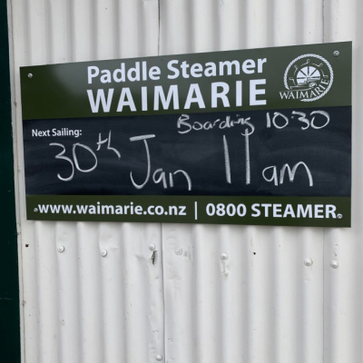 International Connection Radios Tracks