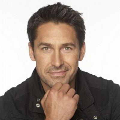 Mark  Caroline