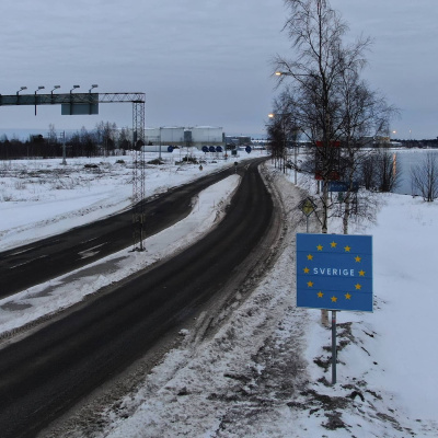 Kluvet Land
