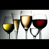 Heres an Easy Resolution for 2016: Drink More Wine!