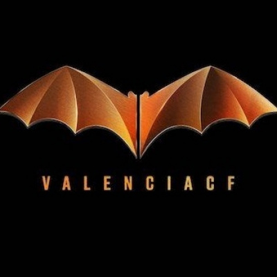 Tomos Y Grapas Cómics