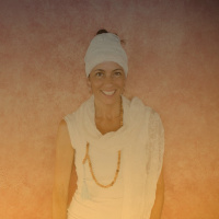 112 | Kundalini Yoga | Feat. Kia Miller