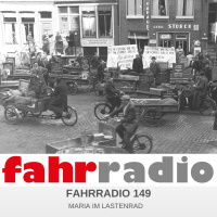 Maria im Lastenrad - 149