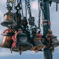 Experience a Crystal Harp Sound Healing