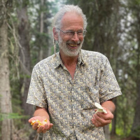 Back to the Fungal Jungal with legendary mycologist, Larry Evans.