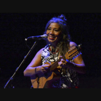 Verónica Condomí, más cantora que cantante