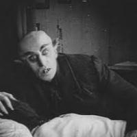 T8 x 26 *Nosferatu: un siglo de vampiros y ocultismo**Crímenes con Historia* - Episodio exclusivo para mecenas