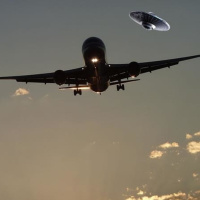 T4 x 48 *El Misterio del vuelo 904: El OVNI sobre Montevideo**Mercados Negros**Sherlock Holmes**Misterios Soviéticos* - Episodio exclusivo para mecenas