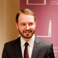 Dr Adam Quinn Senior Lecturer in international politics on the Flint water crisis