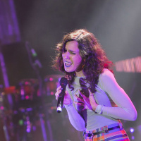 Entre músiques llatines: Orkesta Mendoza, Mateo Kingman, iLé, Residente i Pascuala Ilabaca