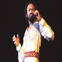 Cumple Maurice White