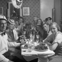 Kalaset som kräva dessa drycker – historien om kräftskivan