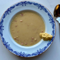 Vår äldsta maträtt: ärtsoppa. Och annat man kan göra med gula ärtor.