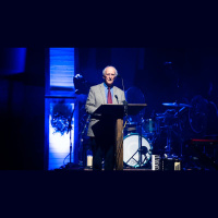 Two Ways to Deal with Jesus: Learning Worship from the Wise Men